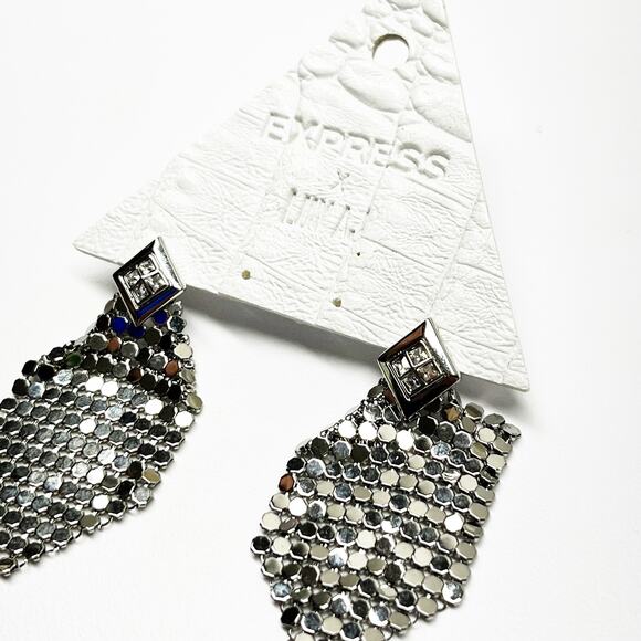 LUV AJ x Express Chainmaille Silver Crystal Earrings NEW - Picture 2 of 7